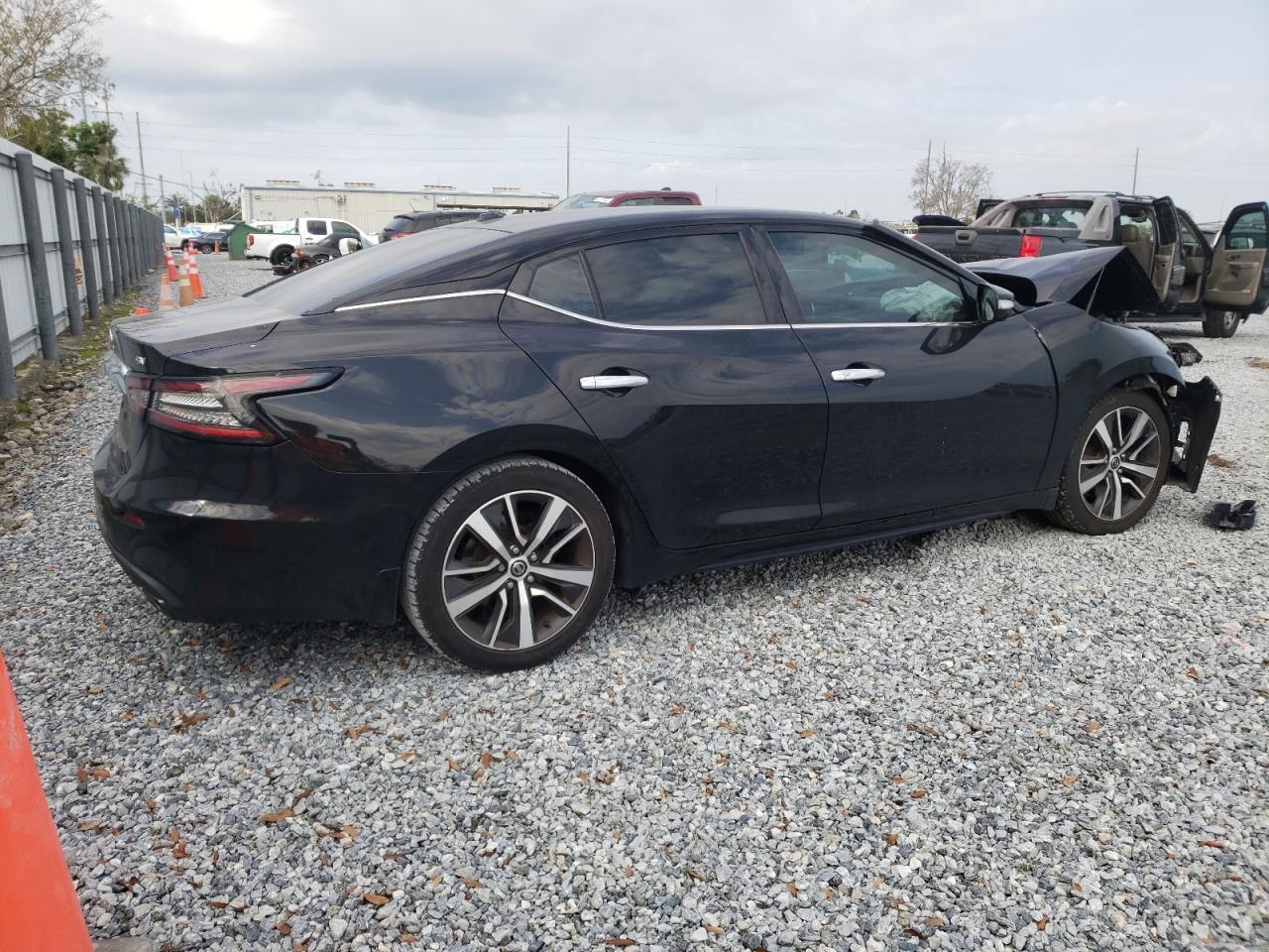 2019 NISSAN MAXIMA S - Фото 3