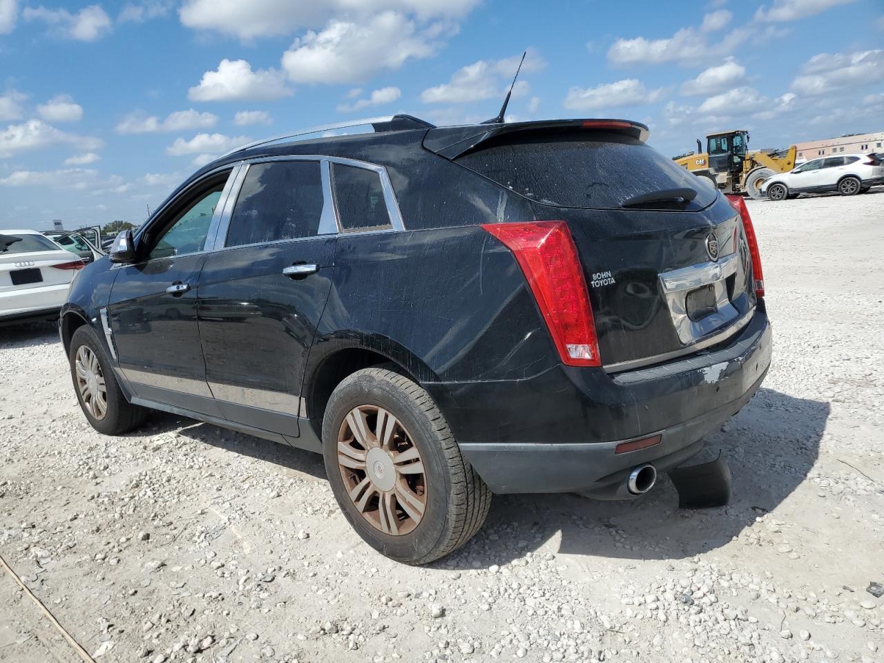 2011 CADILLAC SRX LUXURY - Image 2