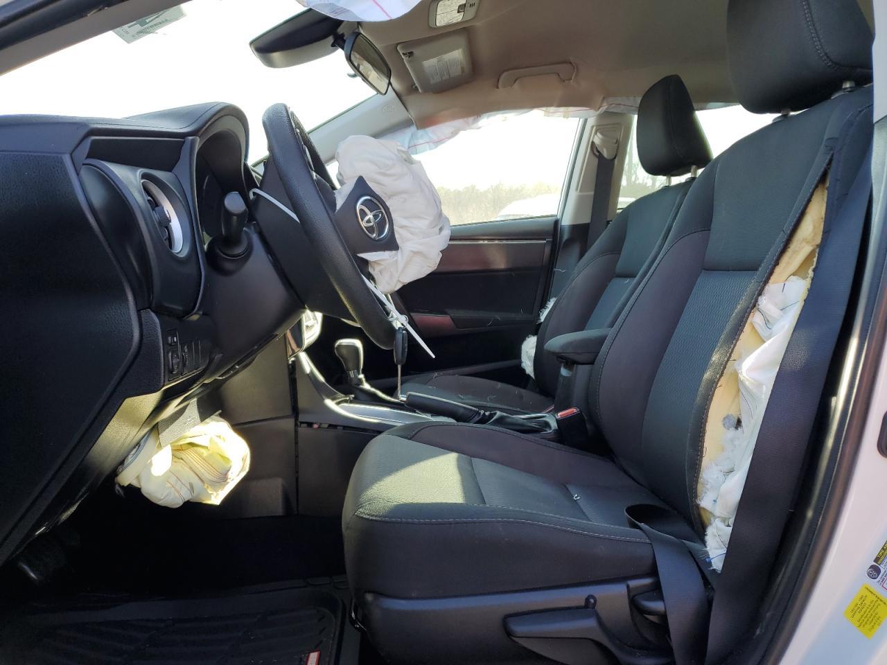 2018 TOYOTA COROLLA L - Image 7