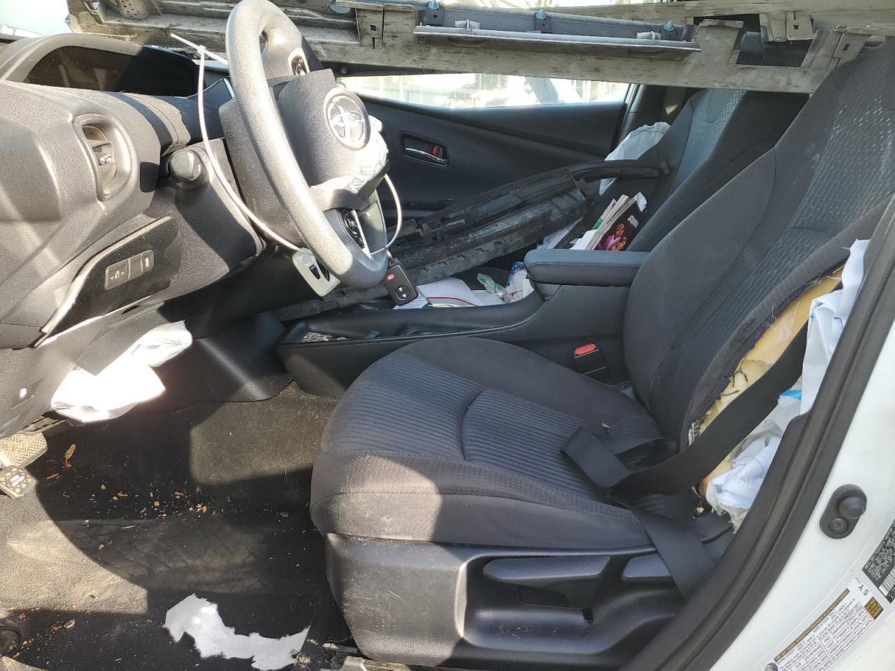 2016 TOYOTA PRIUS - Фото 7