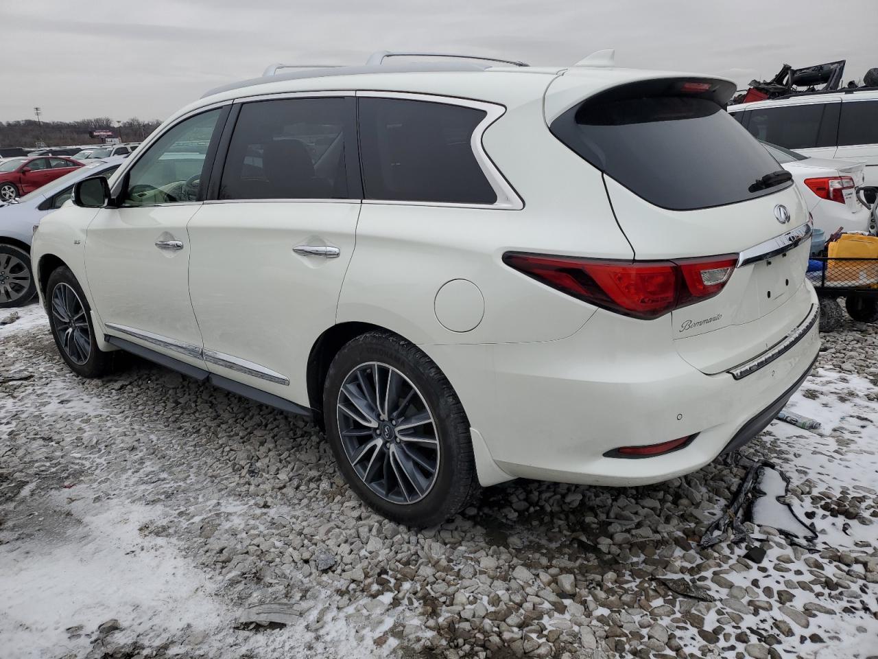 2017 INFINITI QX60 - Image 2