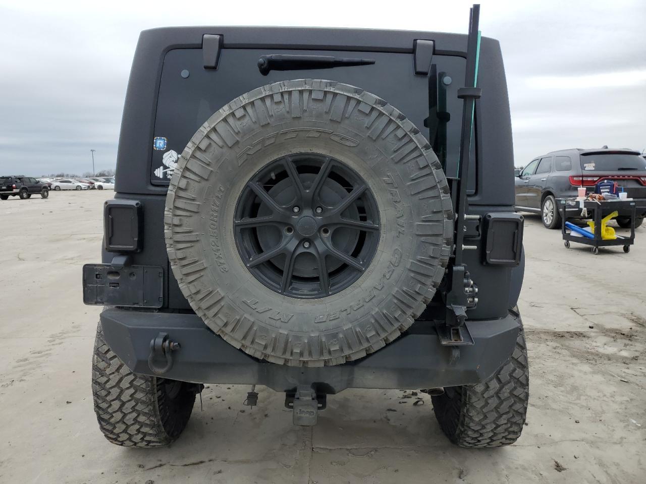 2015 JEEP WRANGLER U - Image 6