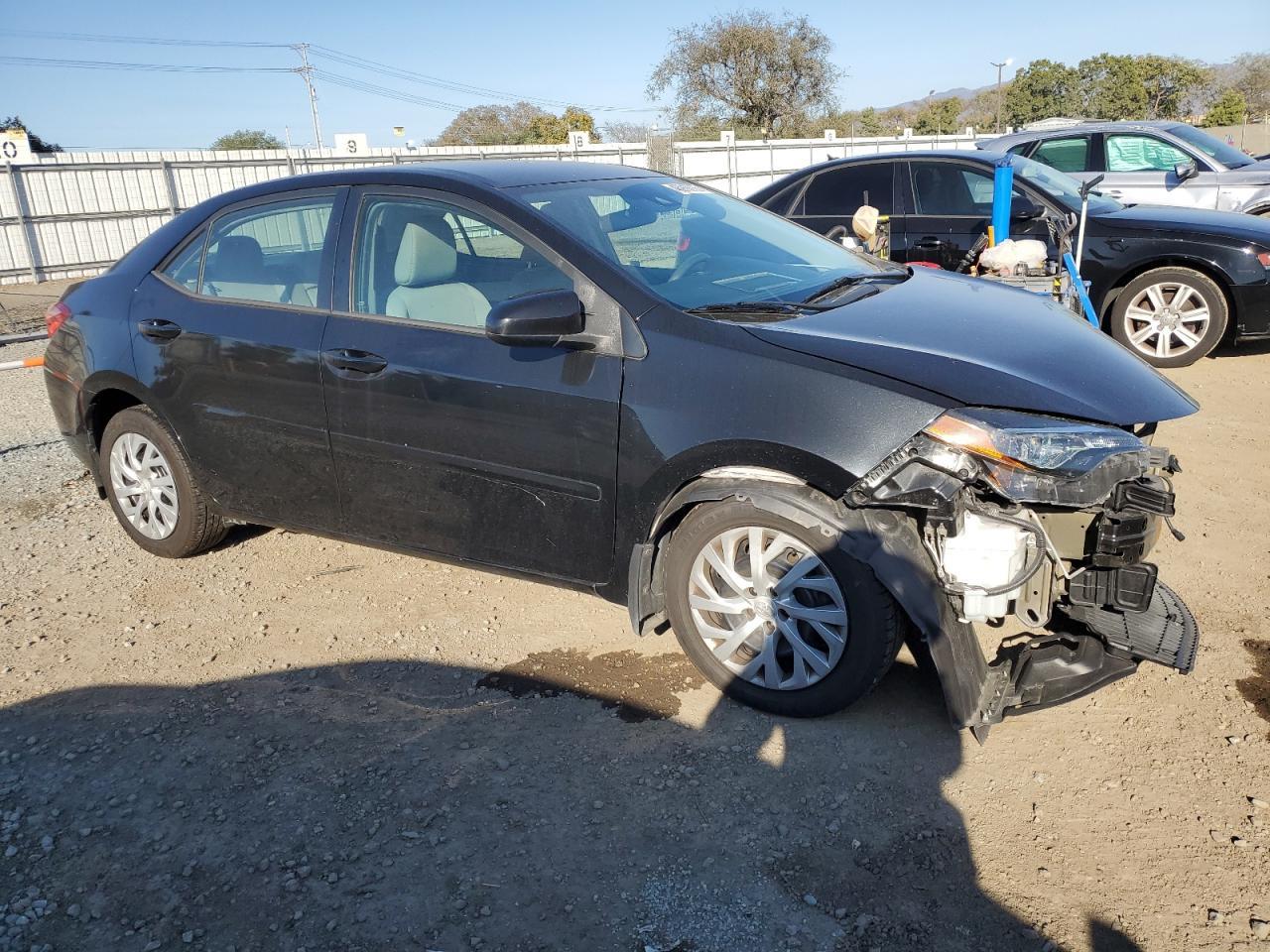 2018 TOYOTA COROLLA L - Image 4
