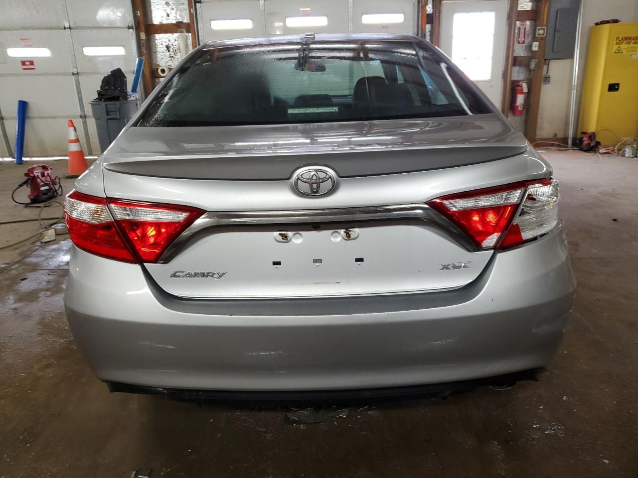 2016 TOYOTA CAMRY LE - Image 6