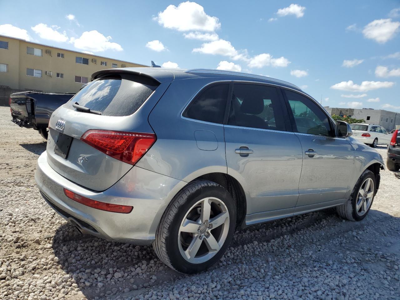 2011 AUDI Q5 PREMIUM - Image 3