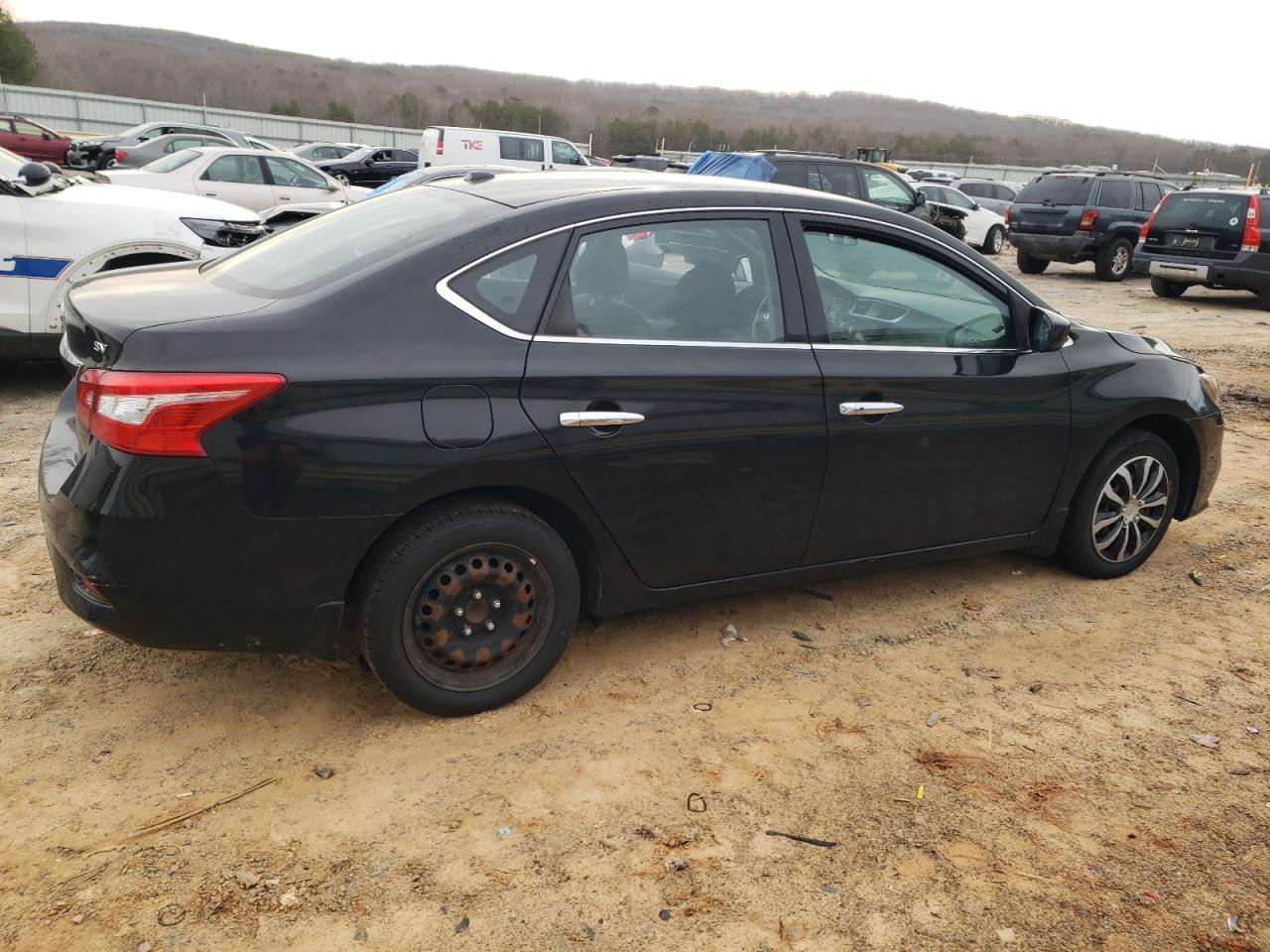 2017 NISSAN SENTRA S - Фото 3