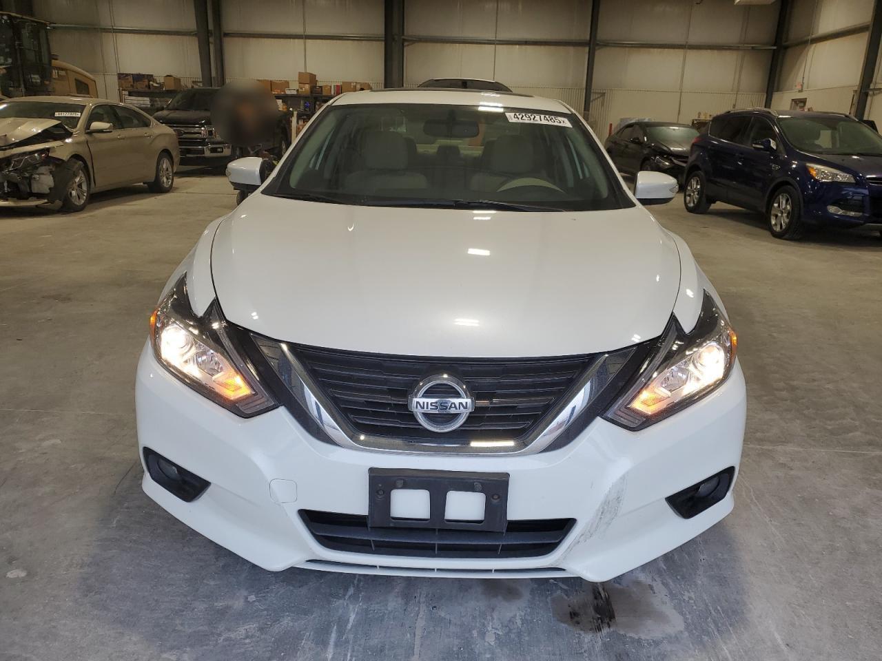 2016 NISSAN ALTIMA 2.5 - Фото 5