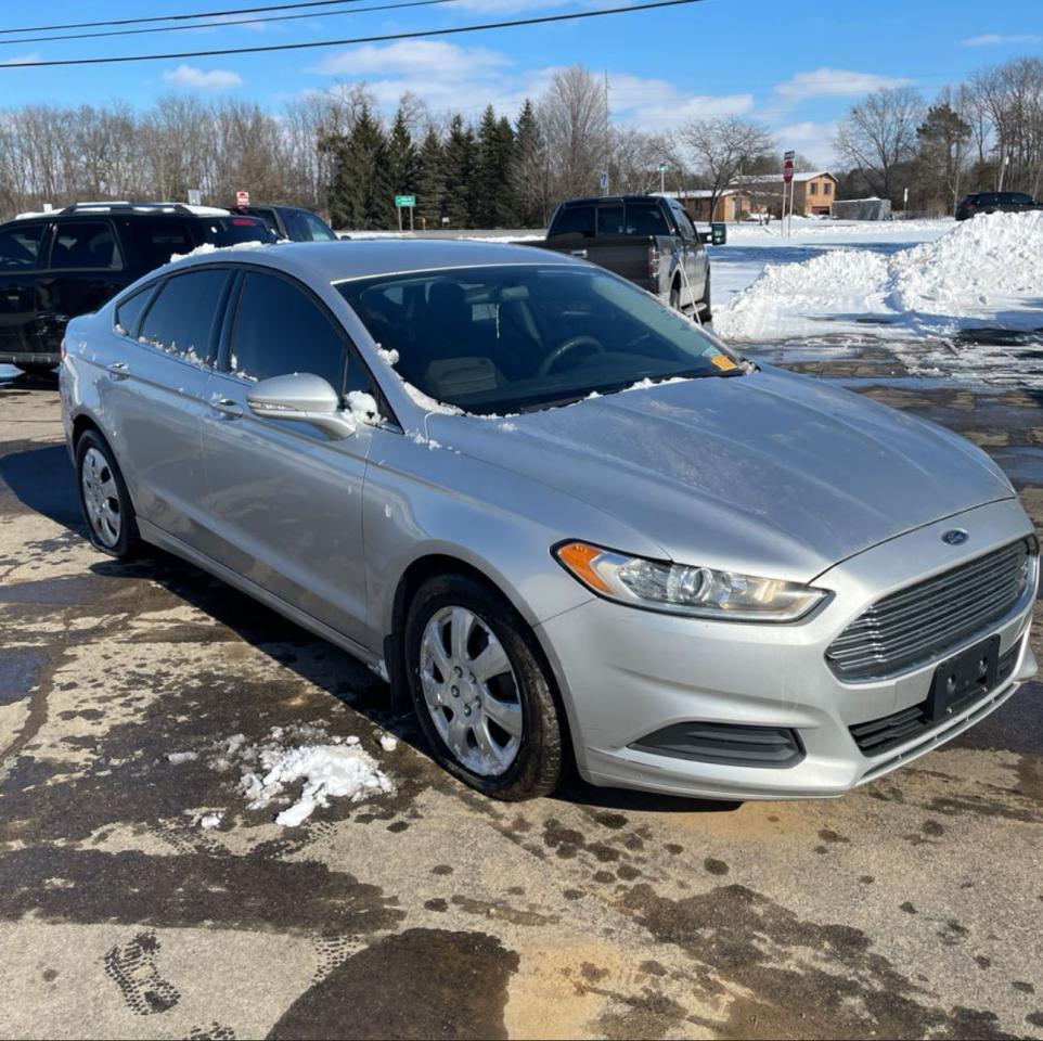 2014 FORD FUSION SE car image