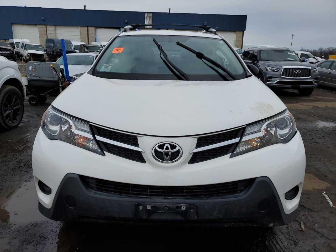 2014 TOYOTA RAV4 LE - Фото 5