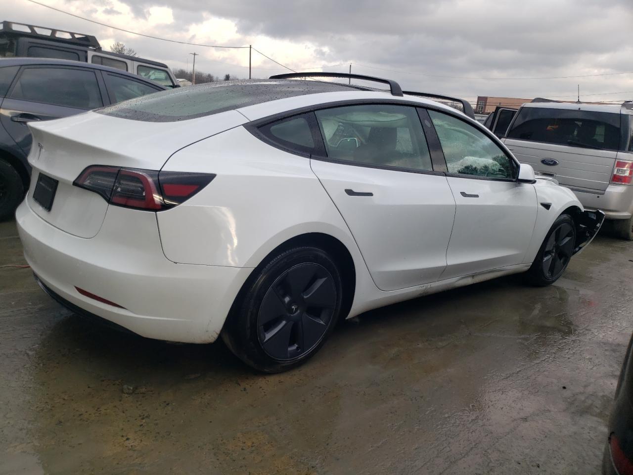 2023 TESLA MODEL 3 - Image 3