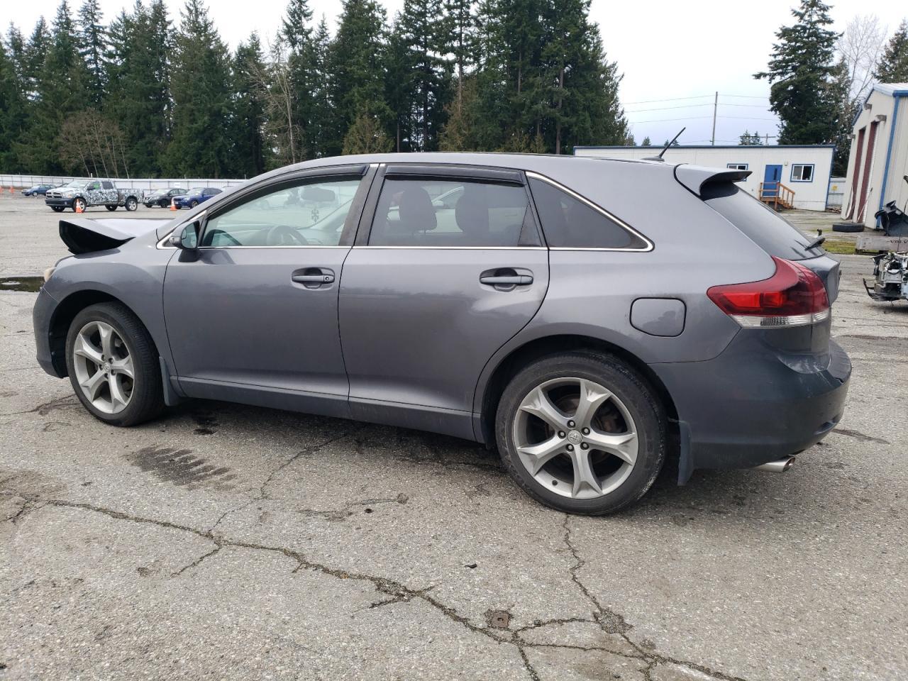 2014 TOYOTA VENZA LE - Image 2
