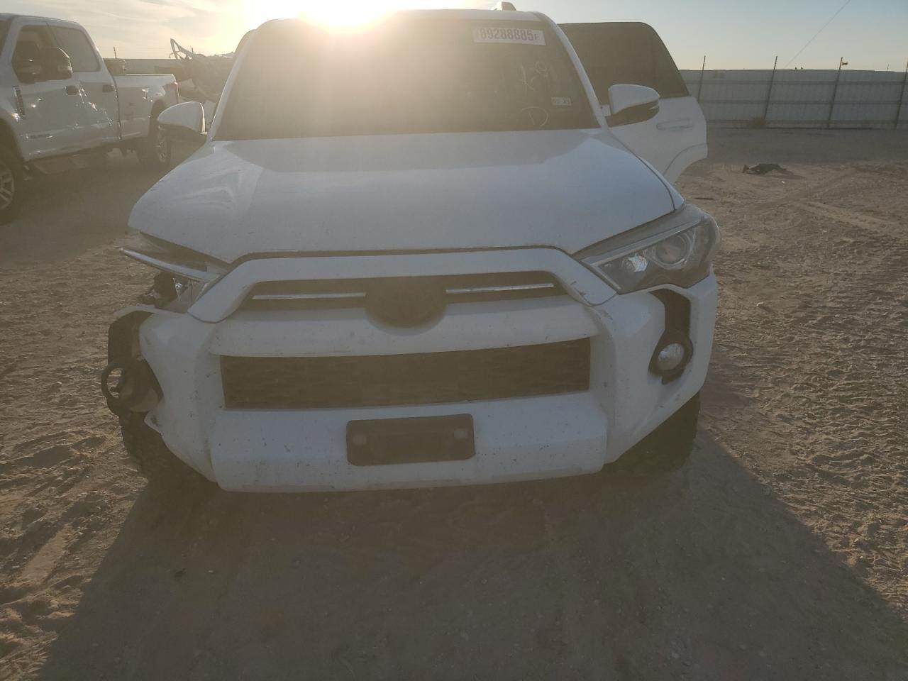 2020 TOYOTA 4RUNNER SR - Фото 5