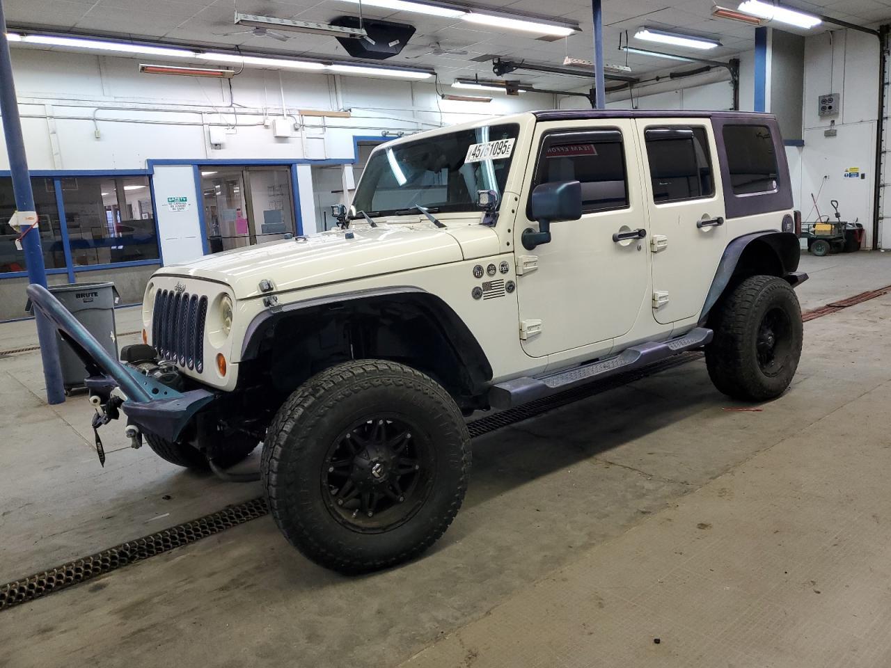 2010 JEEP WRANGLER U