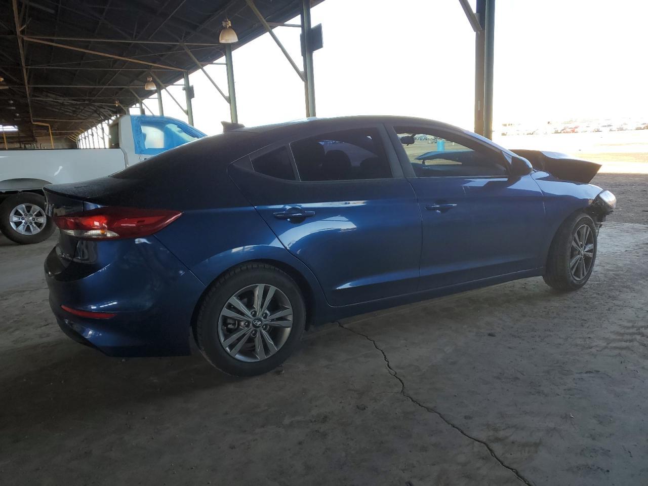 2018 HYUNDAI ELANTRA SE - Фото 3