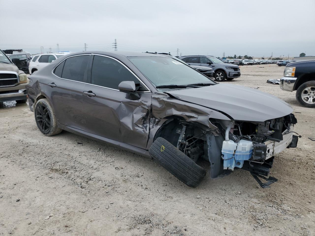 2020 TOYOTA CAMRY LE - Фото 4