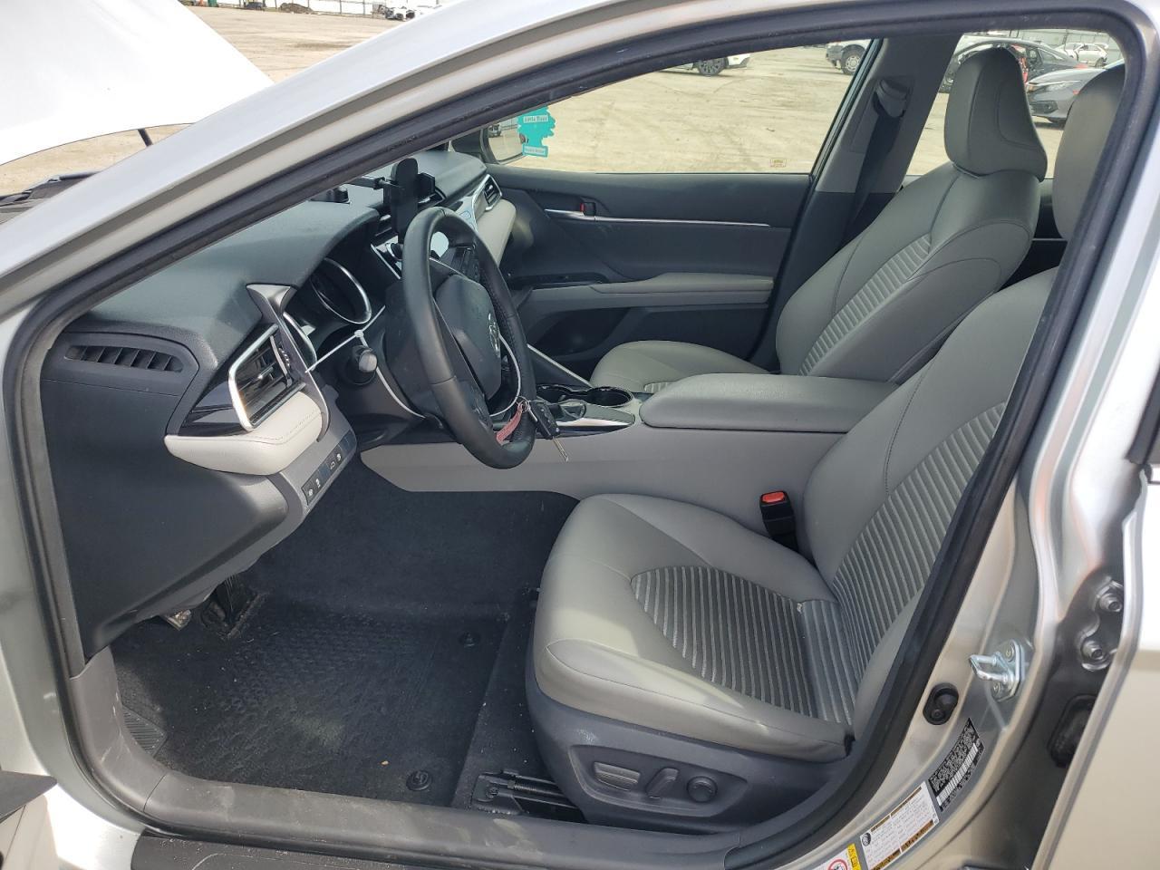 2018 TOYOTA CAMRY L - Image 7