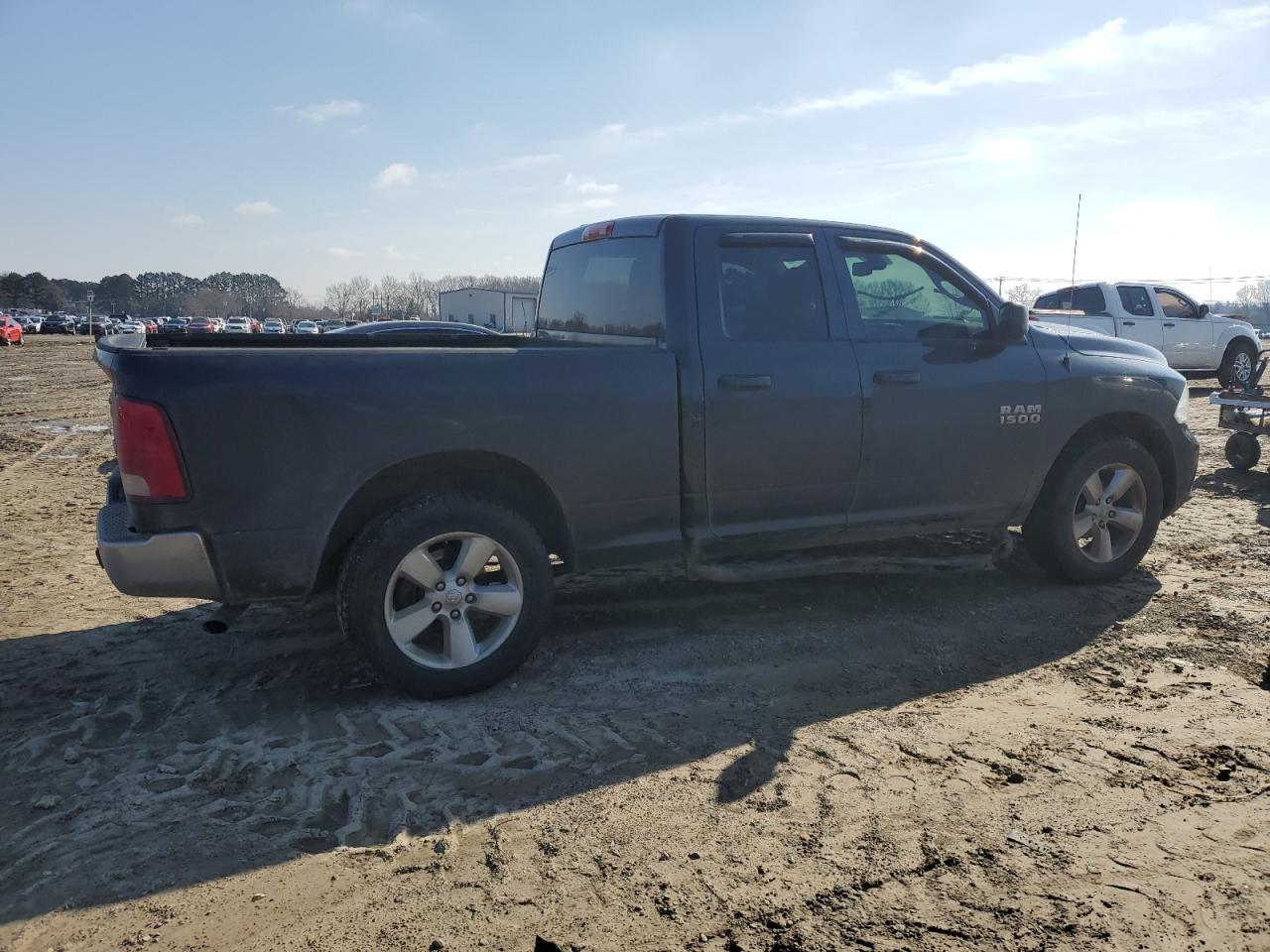 2014 RAM 1500 ST - Фото 3