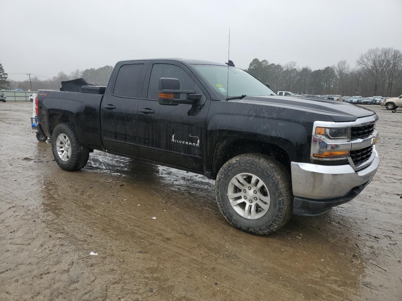 2018 CHEVROLET SILVERADO - Image 4
