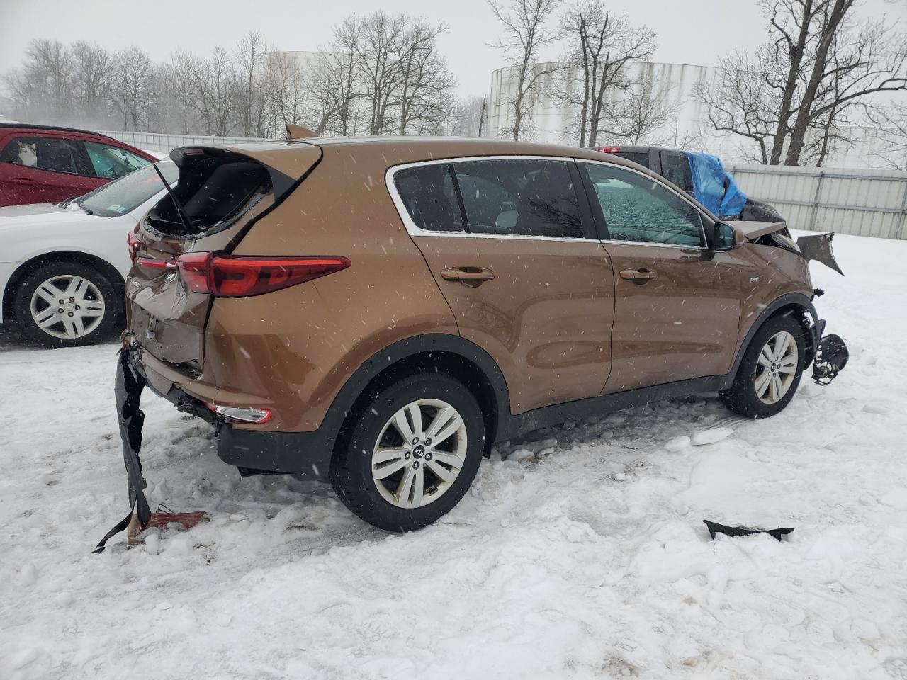 2017 KIA SPORTAGE L - Image 3