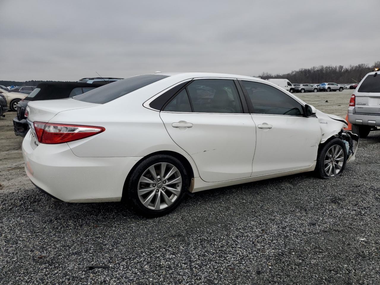 2017 TOYOTA CAMRY HYBR - Image 3