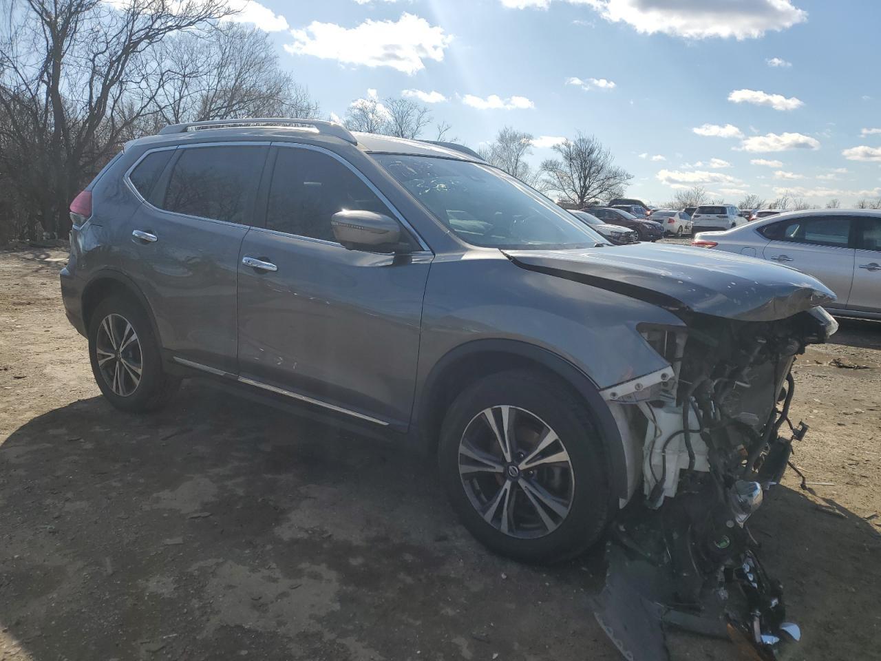 2018 NISSAN ROGUE S - Фото 4