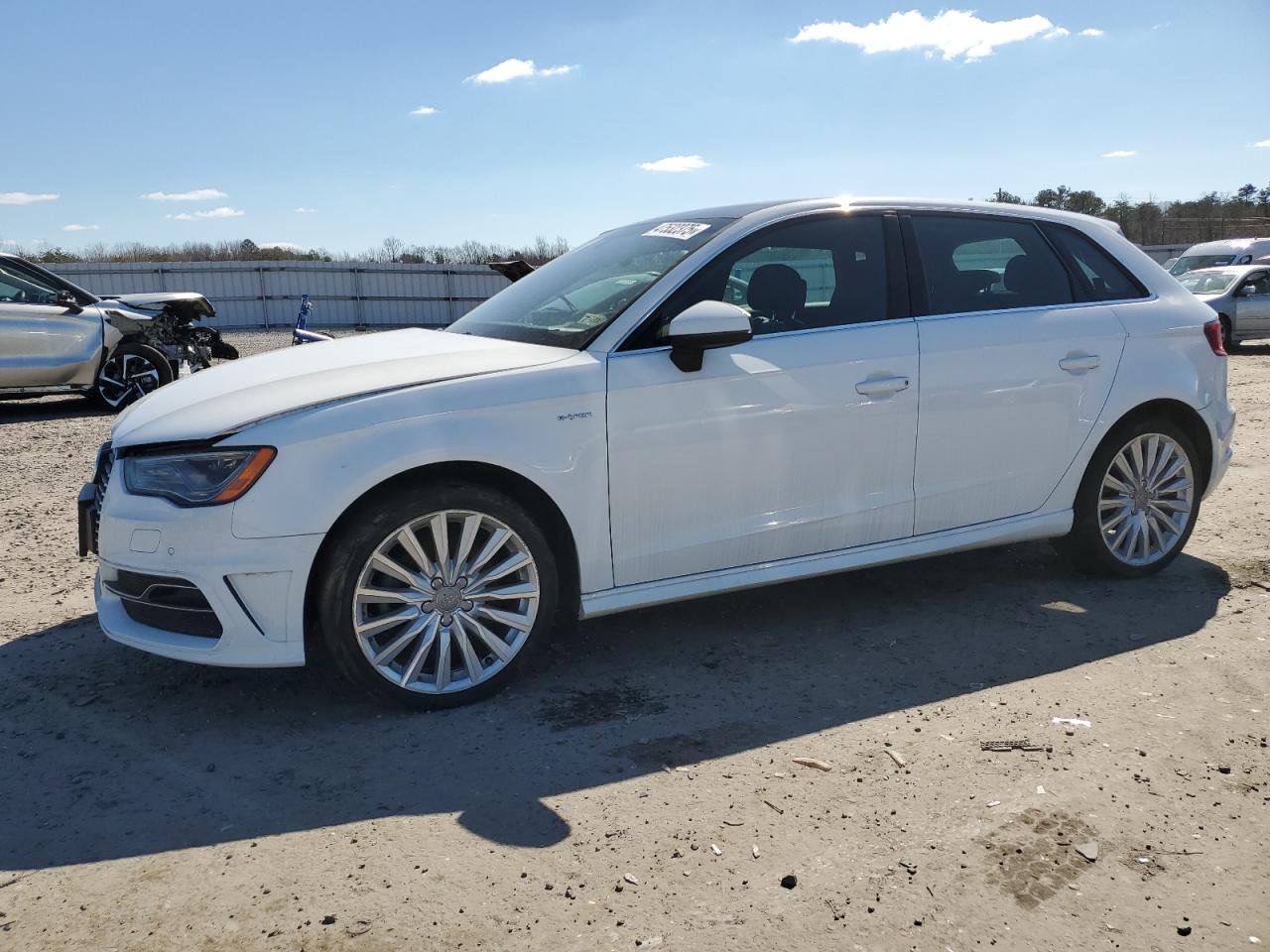 2016 AUDI A3 E-TRON