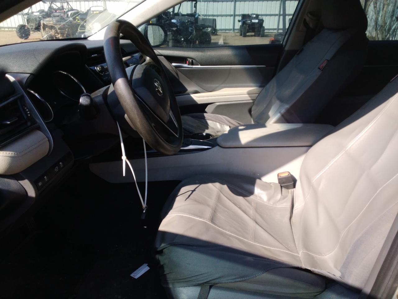 2019 TOYOTA CAMRY L - Image 7