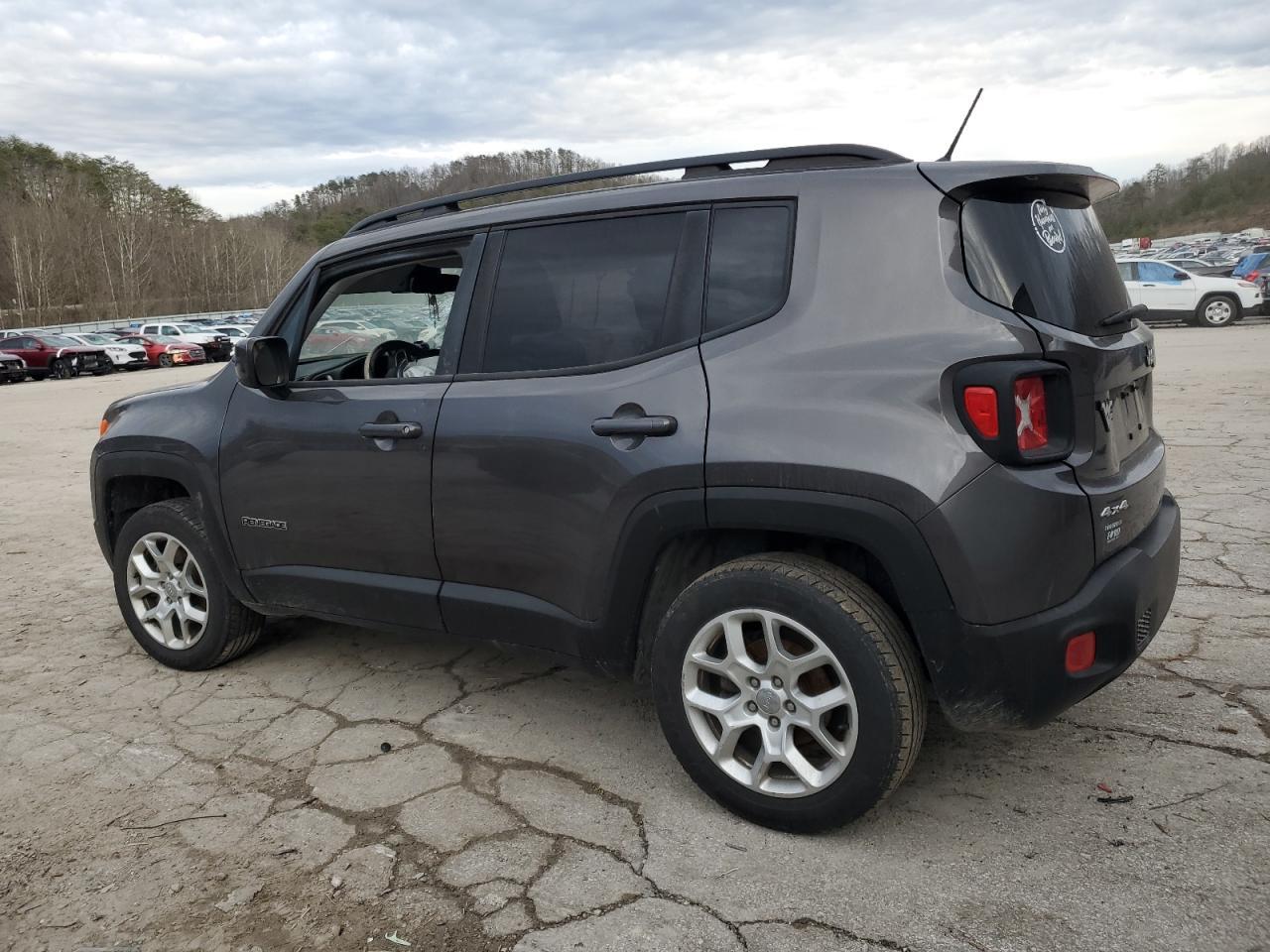 2017 JEEP RENEGADE L - Image 2