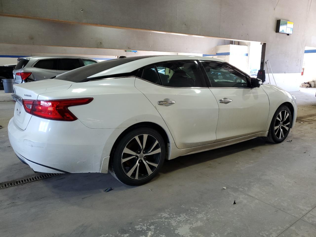 2017 NISSAN MAXIMA 3.5 - Фото 3