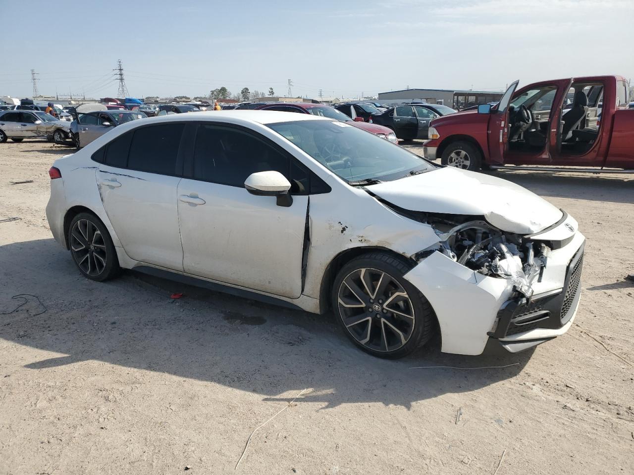 2020 TOYOTA COROLLA SE - Фото 4