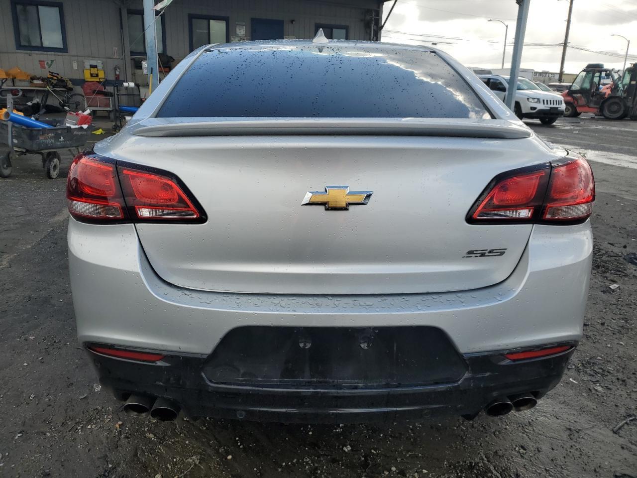 2017 CHEVROLET SS - Image 6