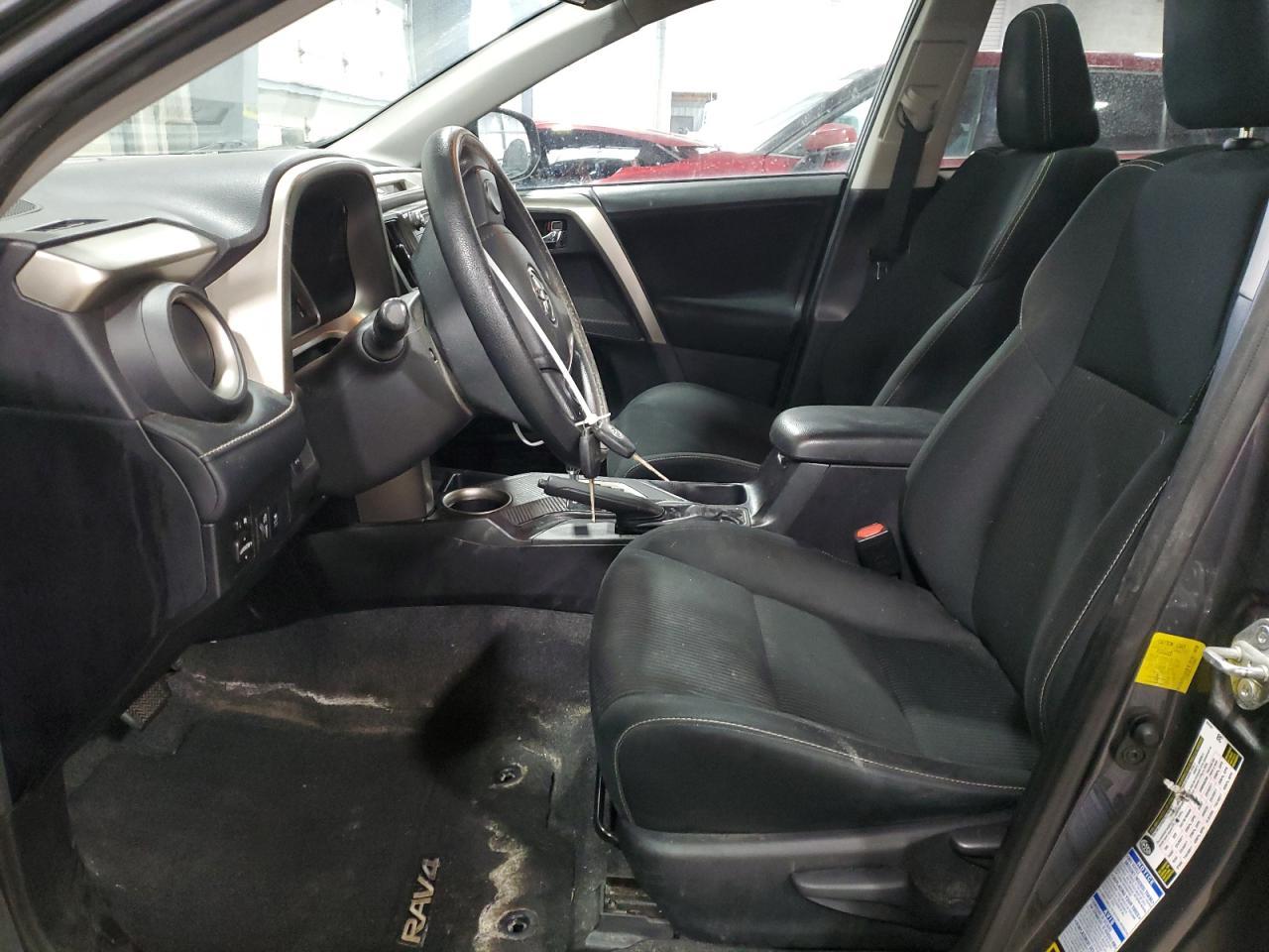2015 TOYOTA RAV4 XLE - Image 7