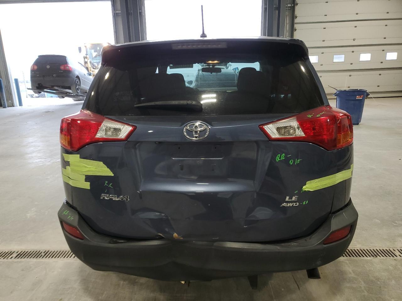 2014 TOYOTA RAV4 LE - Image 6