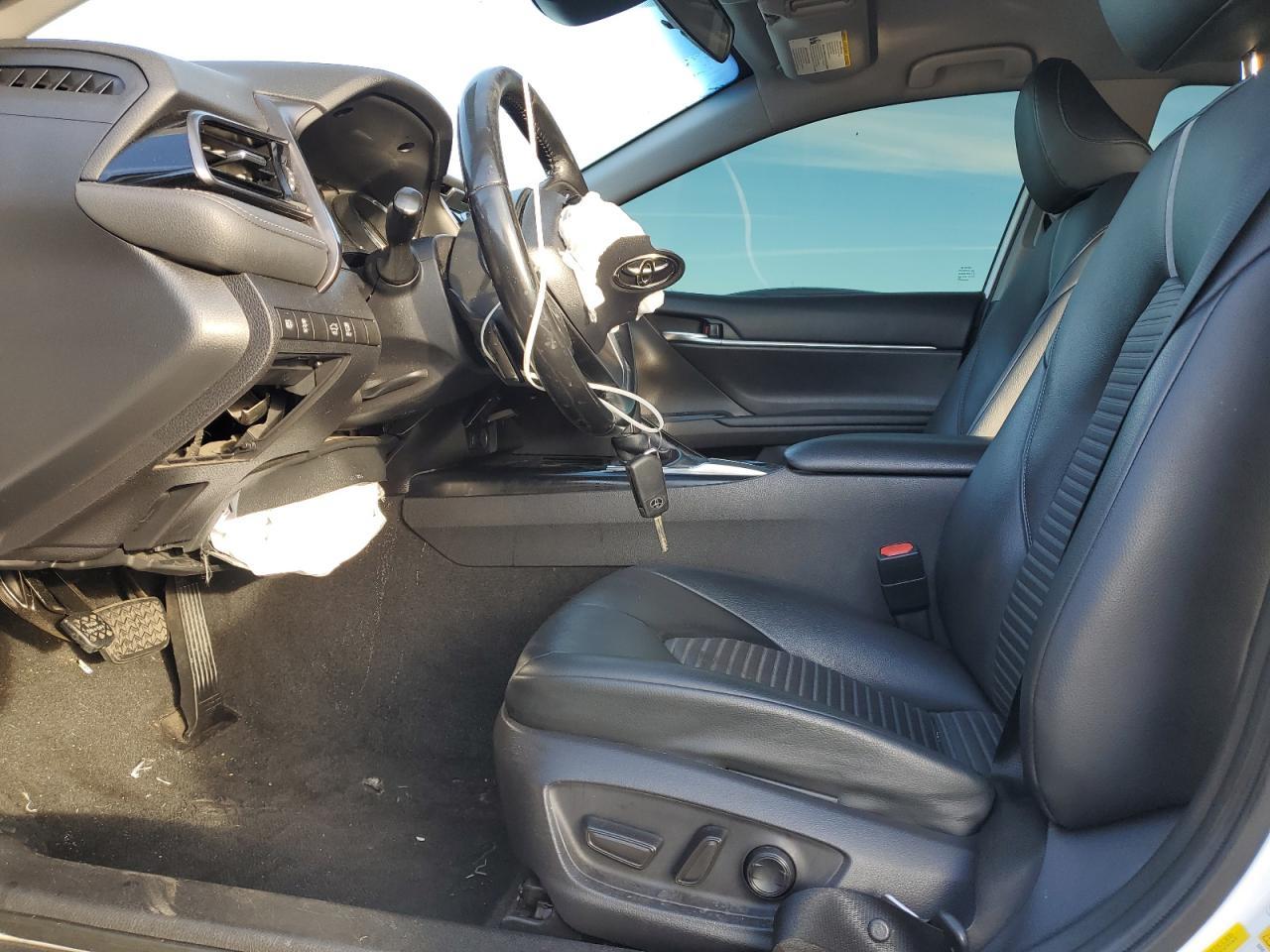 2019 TOYOTA CAMRY L - Image 7