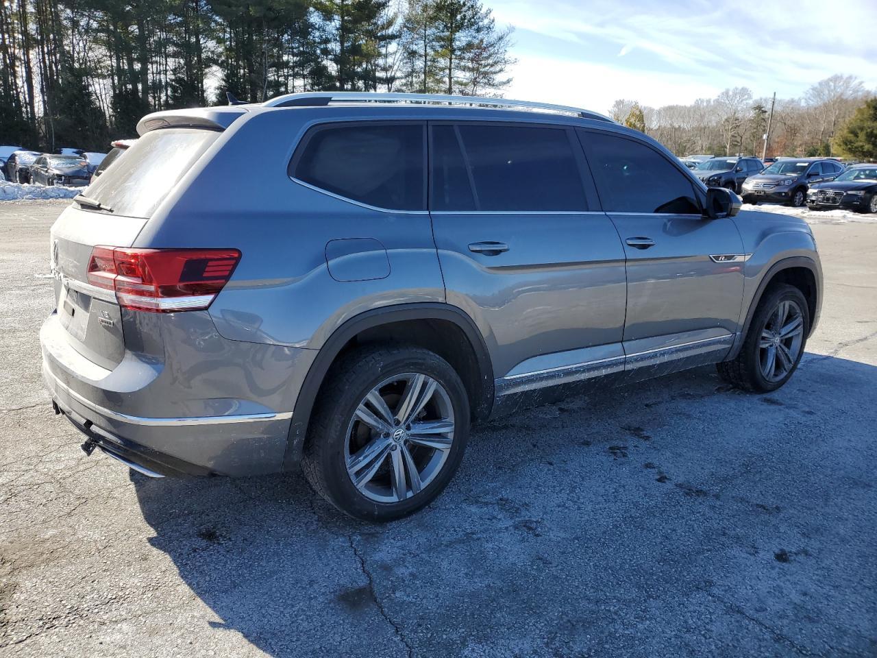 2019 VOLKSWAGEN ATLAS SE - Фото 3