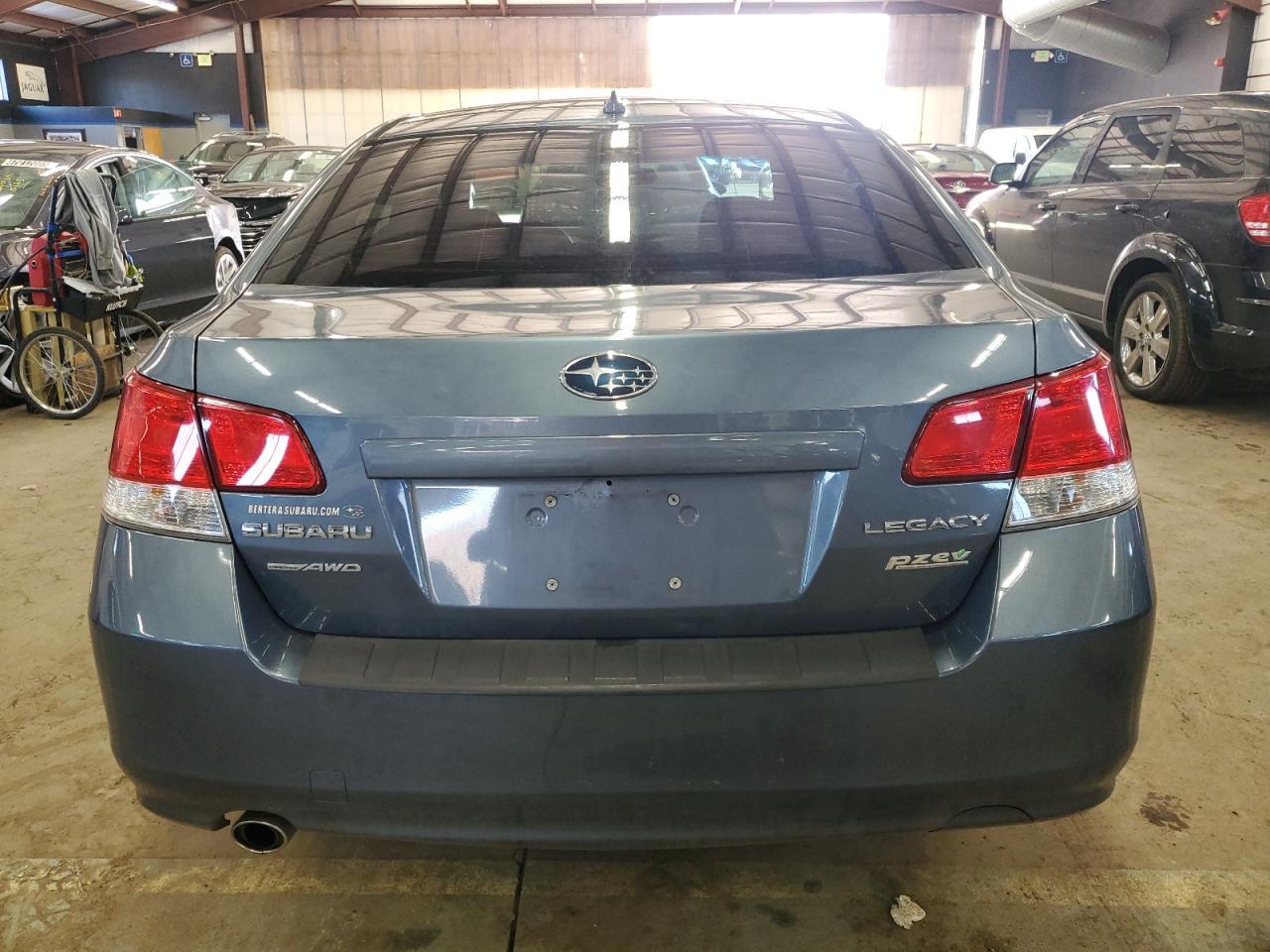 2014 SUBARU LEGACY 2.5 - Image 6