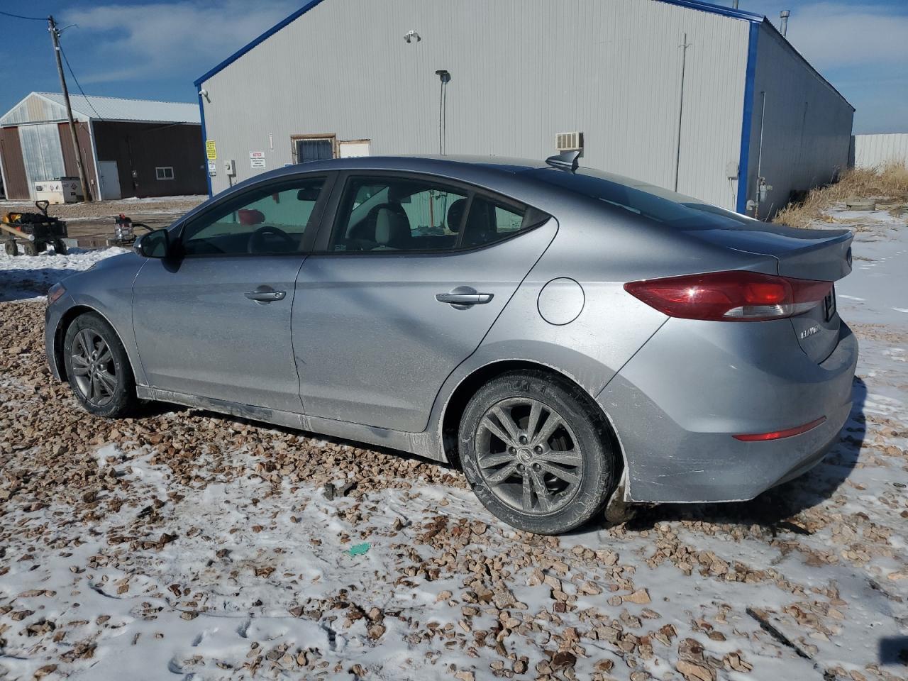 2017 HYUNDAI ELANTRA SE - Фото 2
