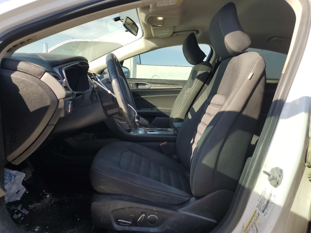 2017 FORD FUSION SE - Image 7