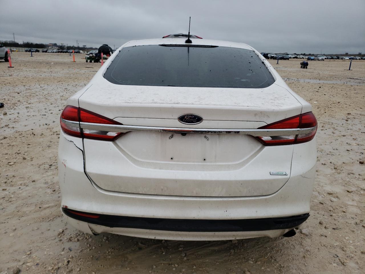 2017 FORD FUSION SE - Image 6
