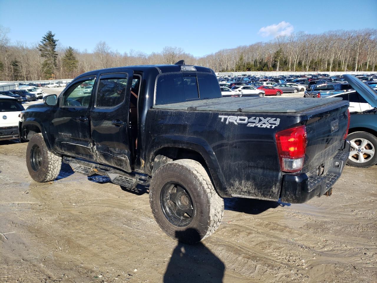 2017 TOYOTA TACOMA DOU - Фото 2