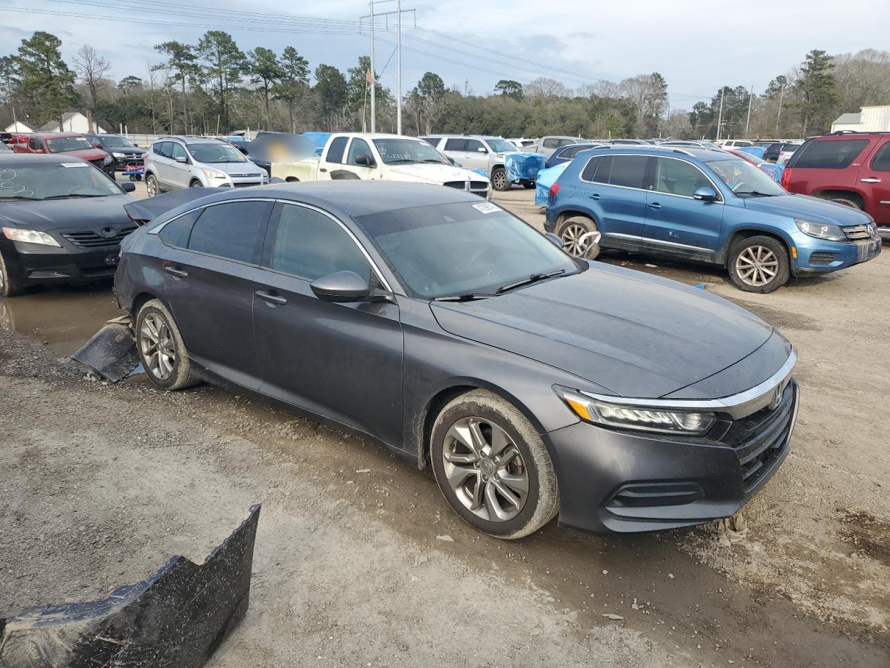 2018 HONDA ACCORD LX - Image 4