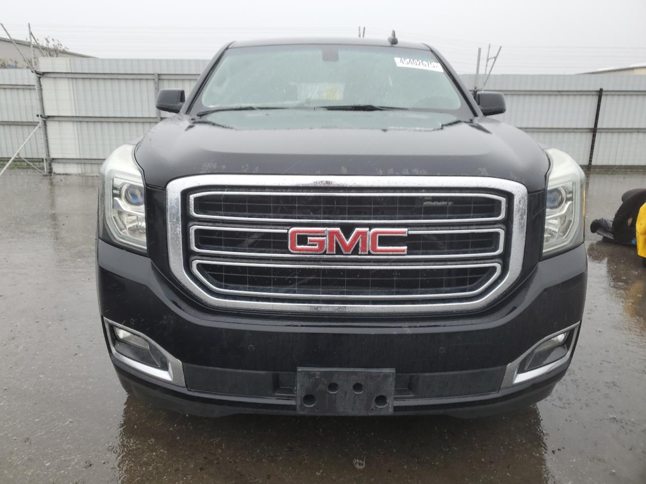 2016 GMC YUKON SLE - Фото 5