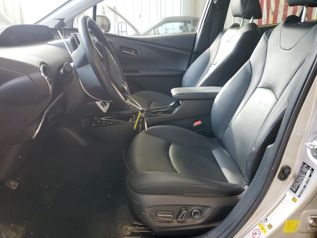 2018 TOYOTA PRIUS PRIM - Image 7