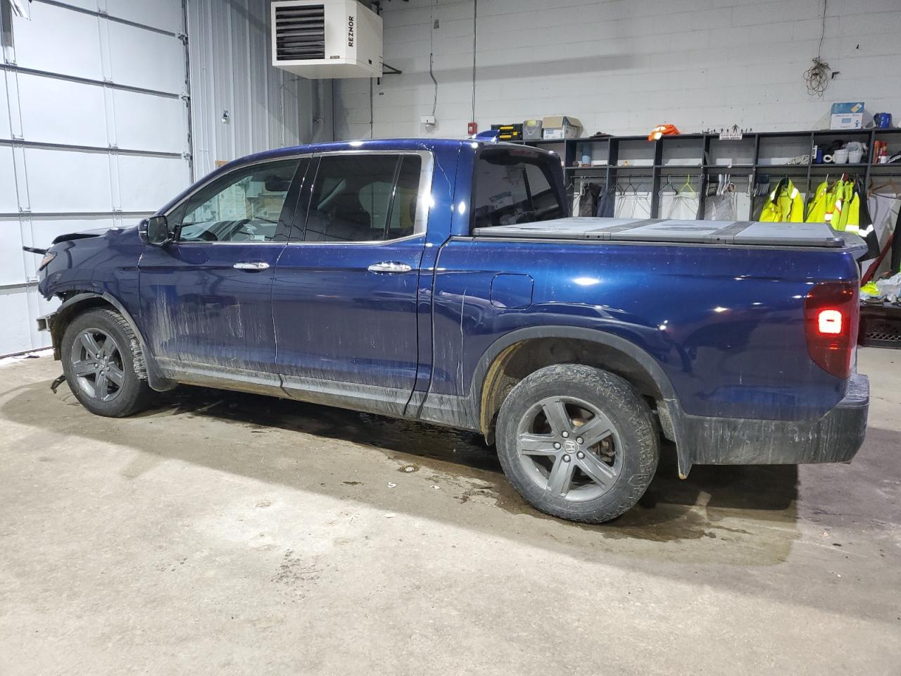 2023 HONDA RIDGELINE - Image 2