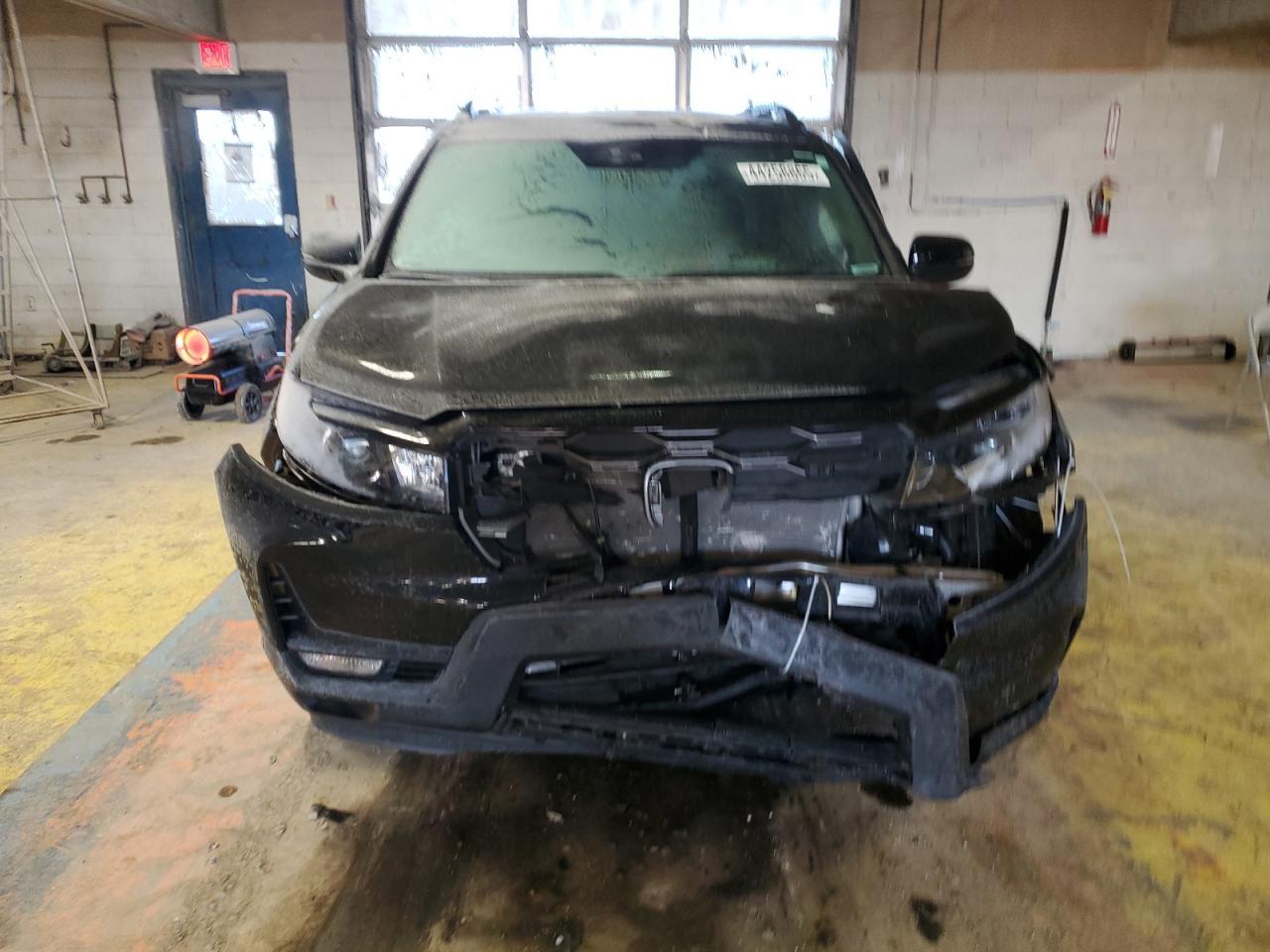 2023 HONDA PASSPORT T - Фото 5