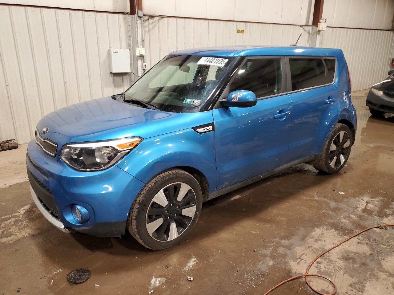 2017 KIA SOUL +