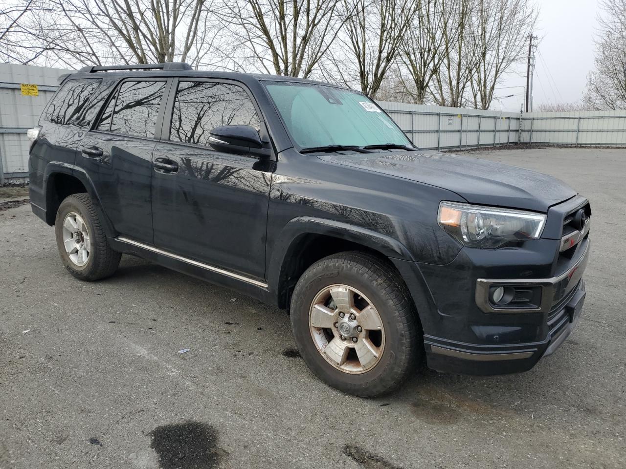 2020 TOYOTA 4RUNNER SR - Image 4