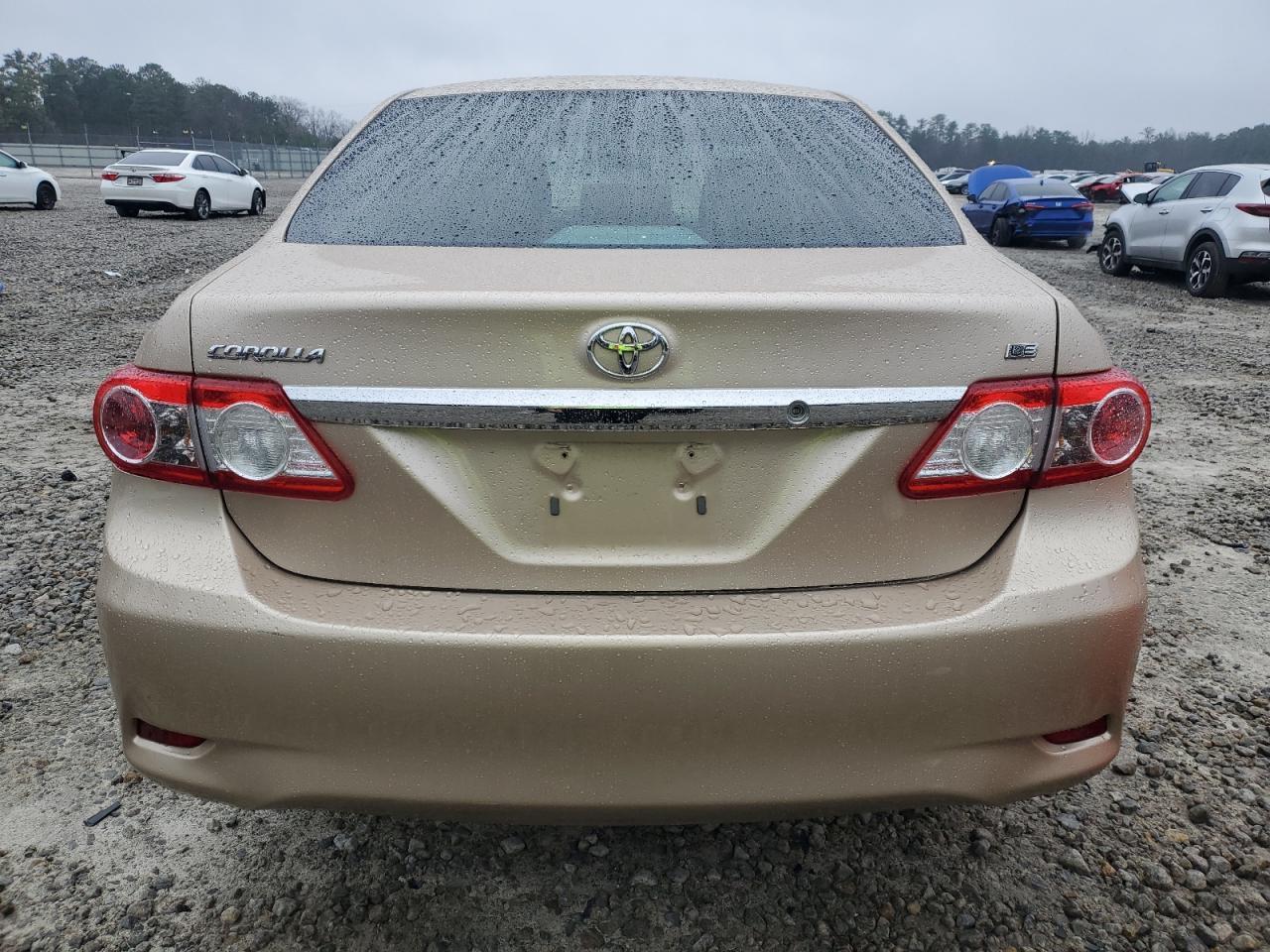 2013 TOYOTA COROLLA BA - Фото 6