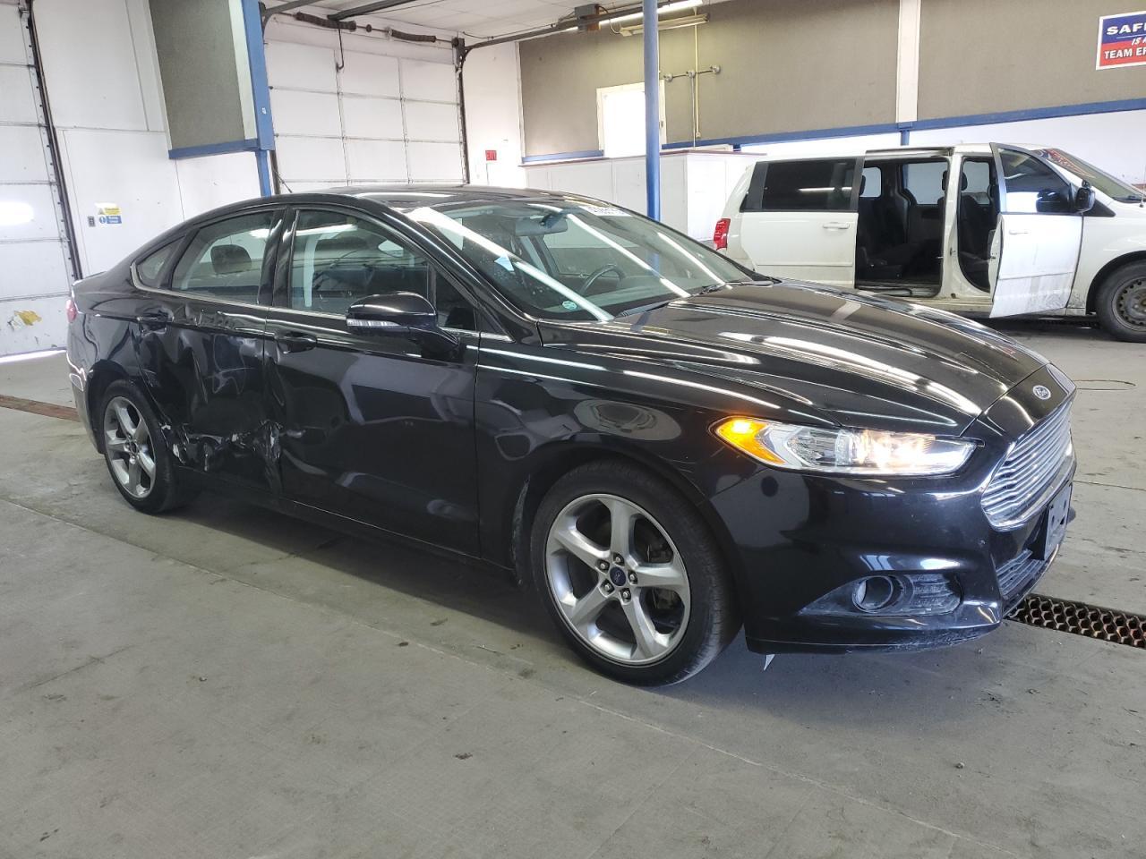 2014 FORD FUSION SE - Image 4