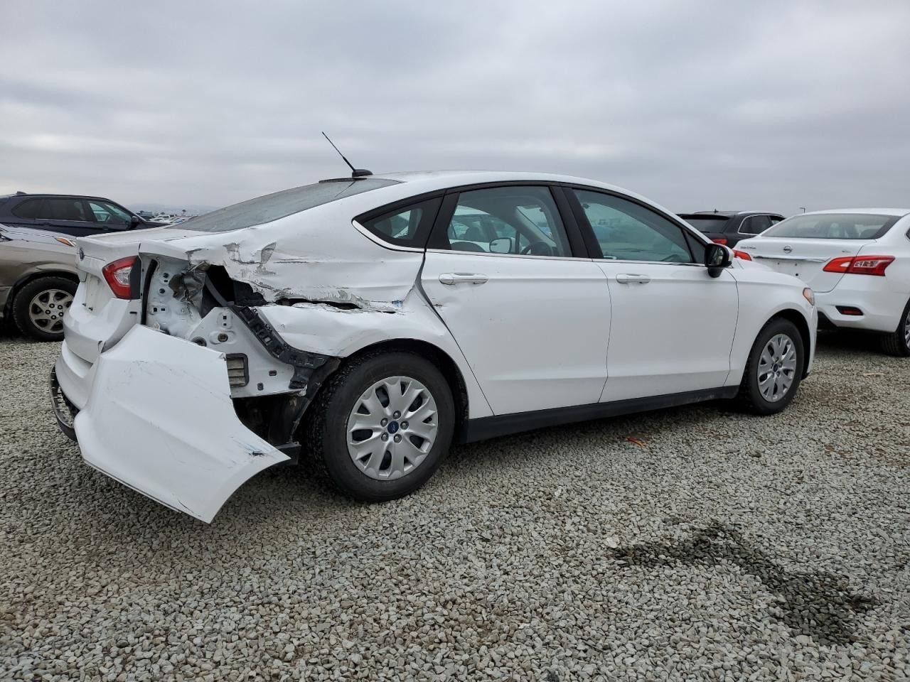 2013 FORD FUSION S - Image 3